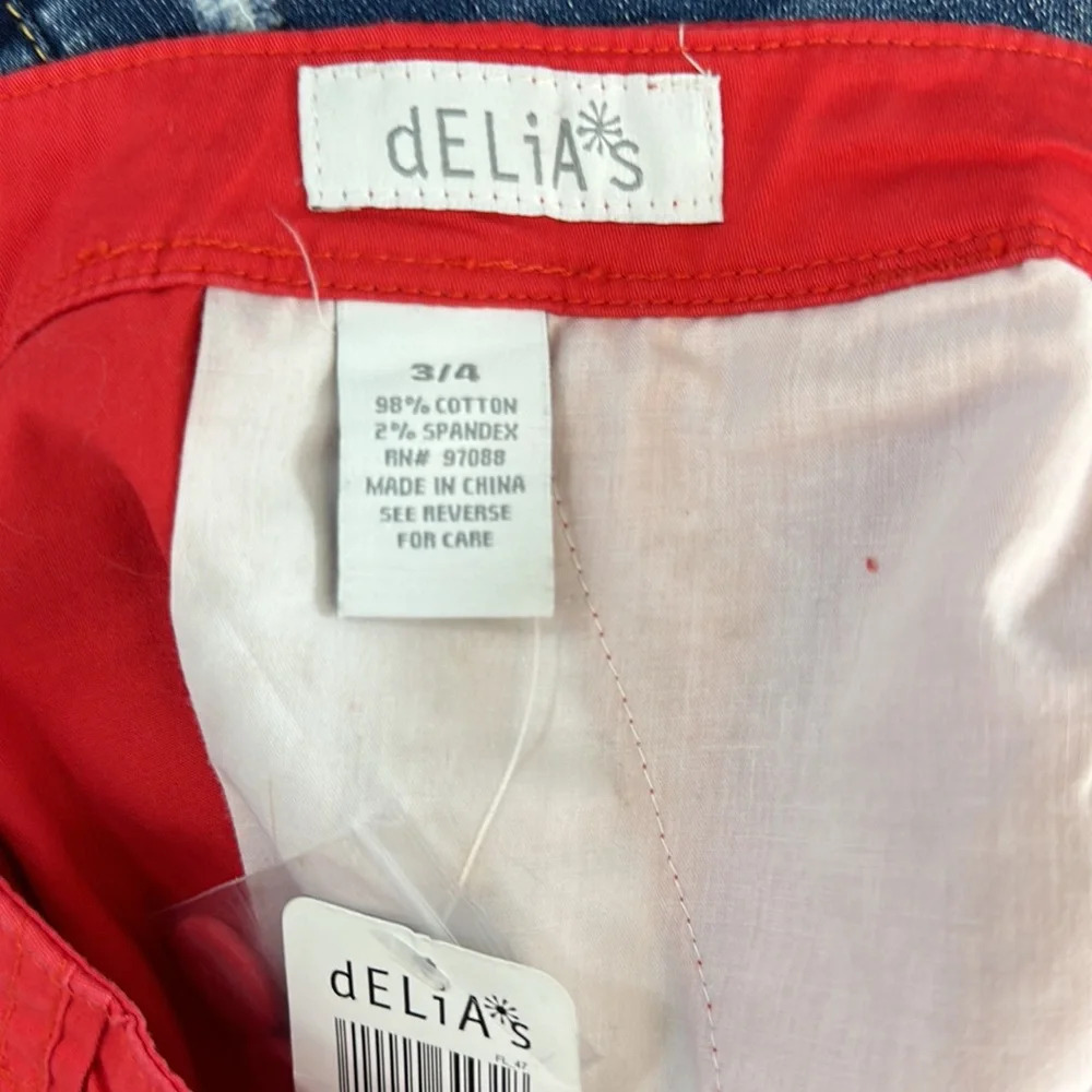 Delia’s Women’s/Juniors Scout Size 3/4 Cherry Red 4” inseam 4-pocket Shorts NWT - Picture 7 of 7
